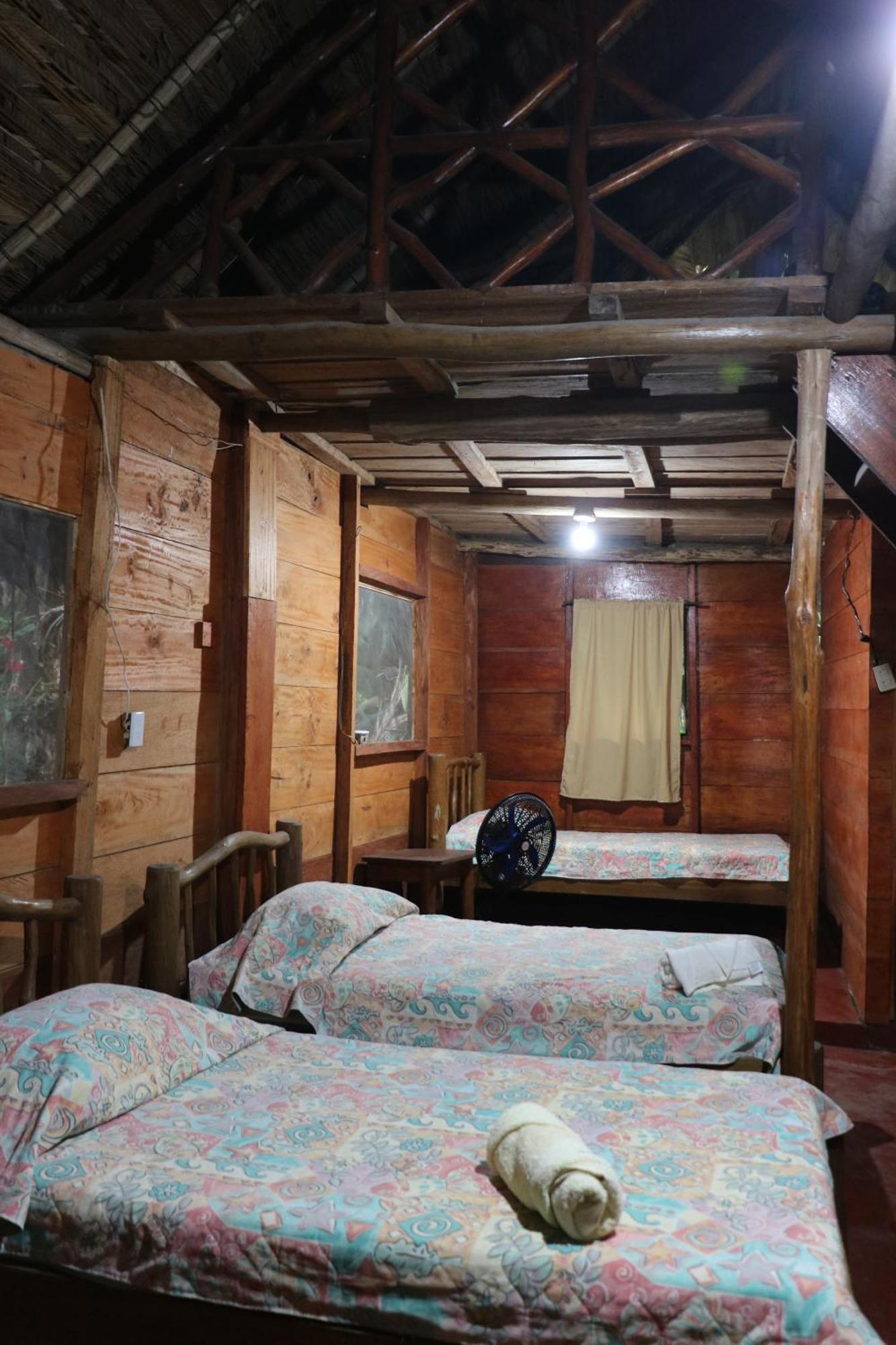 Hotel Salvador Gaviota Lívingston 외부 사진